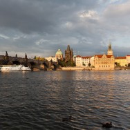 Praga / Prague / Praha - Vltava si podul Carol (Karluv Most)