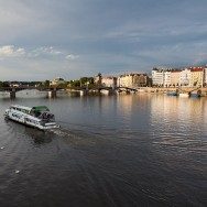 Praga / Prague / Praha - Vltava si podul Carol (Karluv Most)